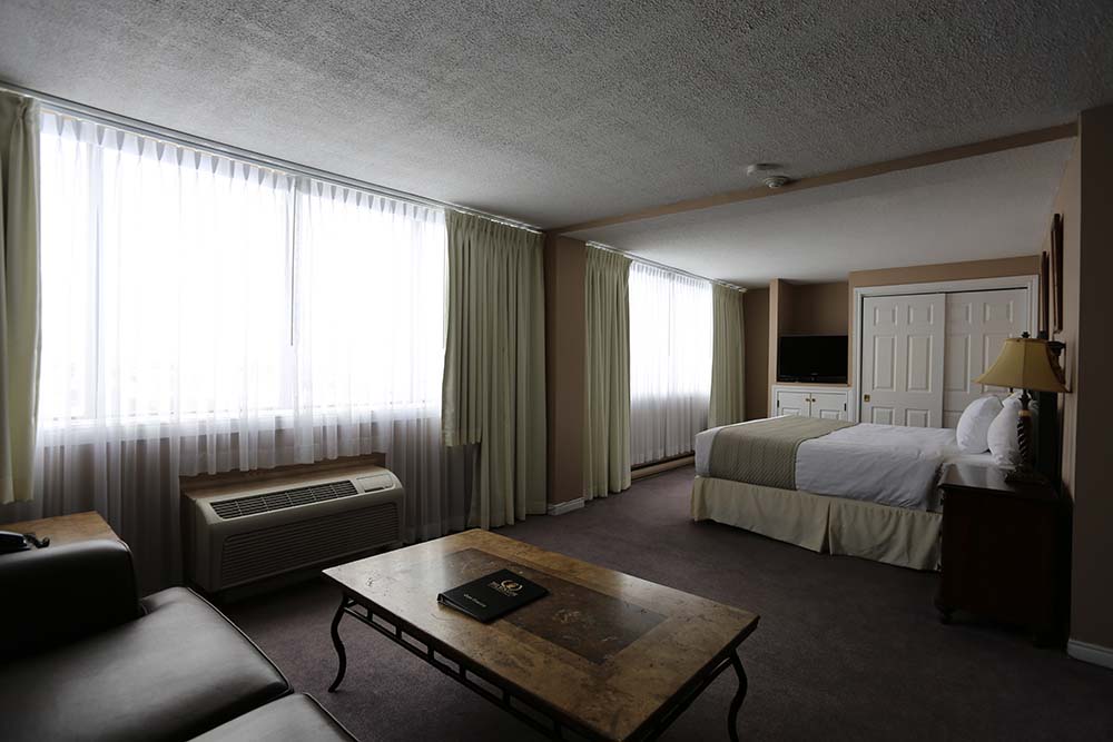 Senator Hotel